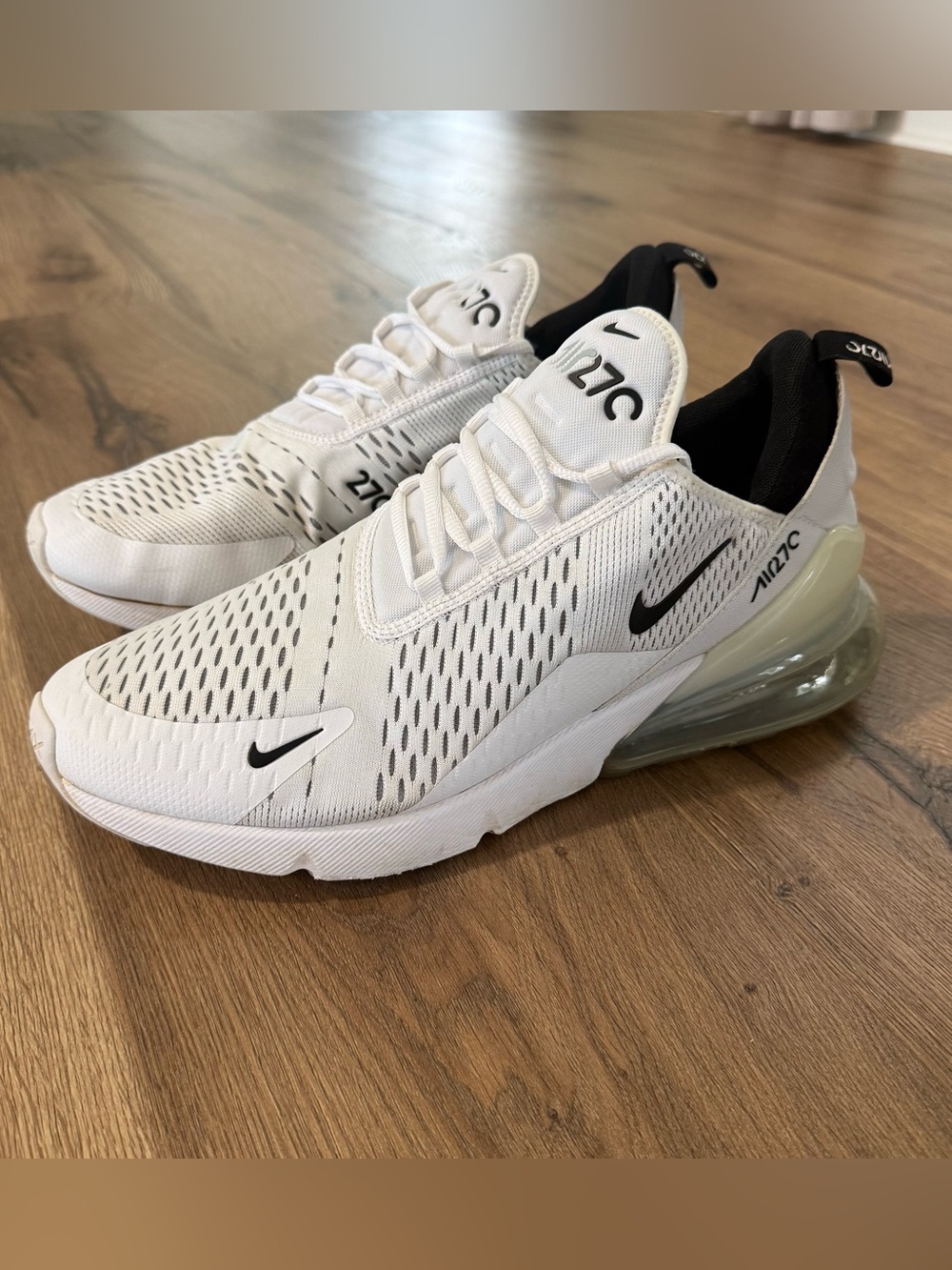 Nike Air Max 270 Men’s Size 12 White Black AH8050-100 Running Sneakers Shoes